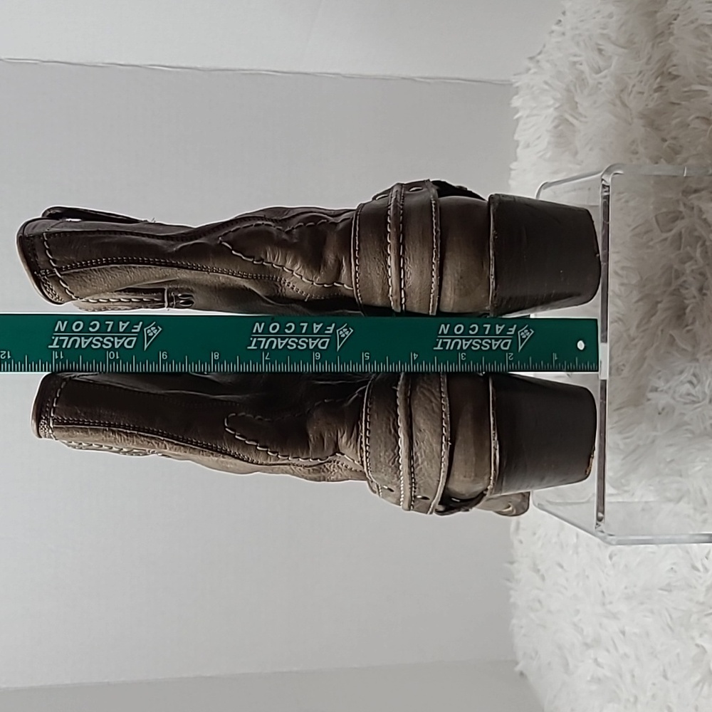 Frye Carmen Harness Boots - Picture 5 of 13